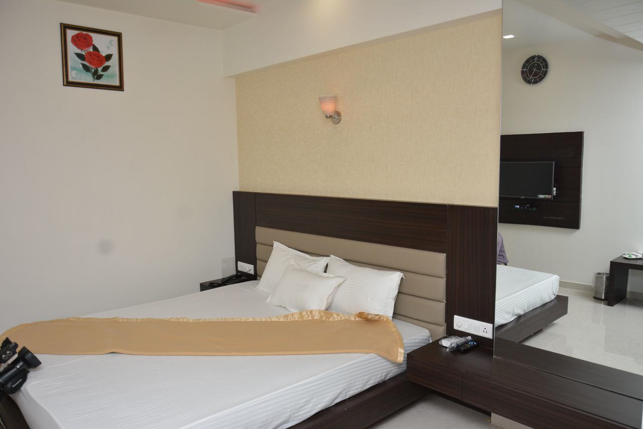 Hotel Darshan Rajula Экстерьер фото